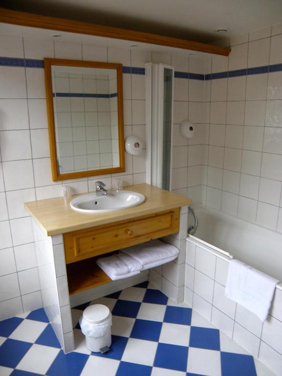 Caveau De L'Ami Fritz Ribeauvillé Quarto foto